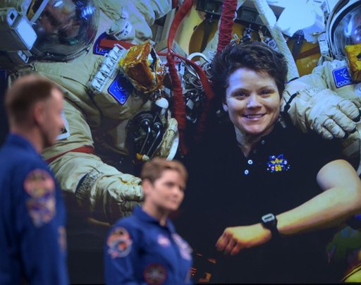 Astronauts McClain and Hague at NASM