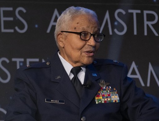 Trailblazers: The Story of a Tuskegee Airman