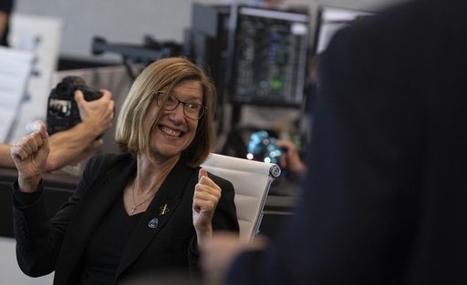 SpaceX Demo-2 Hatch Opening