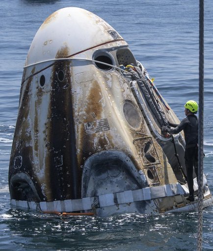SpaceX Demo-2 Landing