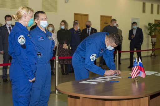 Expedition 64 Crew Qualification Exams