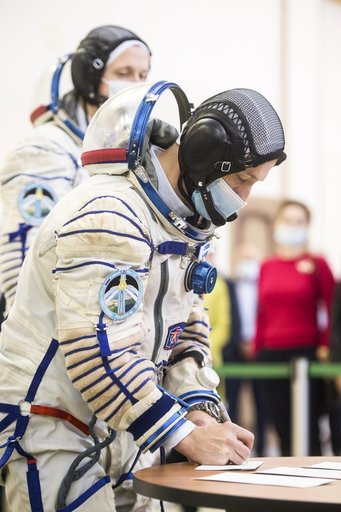Expedition 64 Crew Qualification Exams