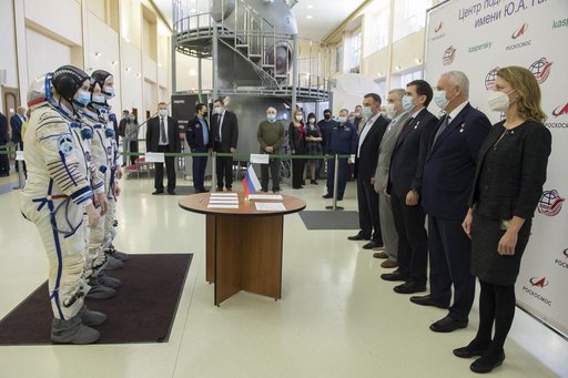 Expedition 64 Crew Qualification Exams