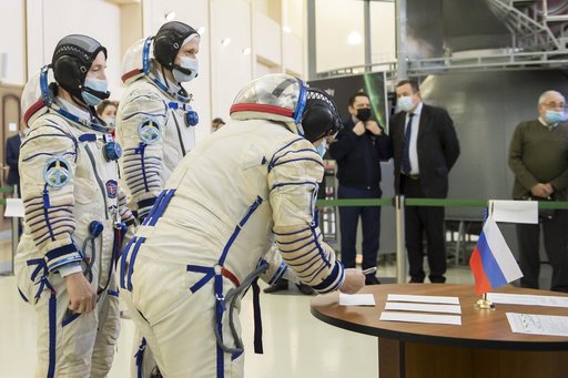 Expedition 64 Crew Qualification Exams