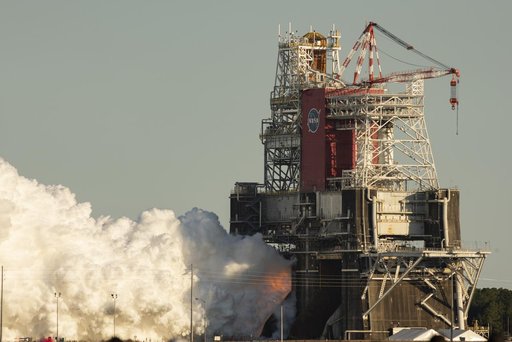 Hot Fire Test of SLS Rocket Core Stage
