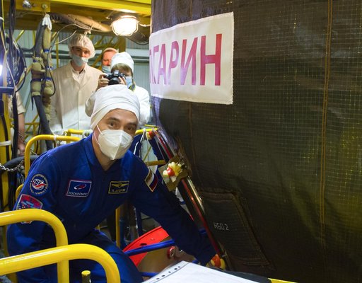Expedition 65 Preflight