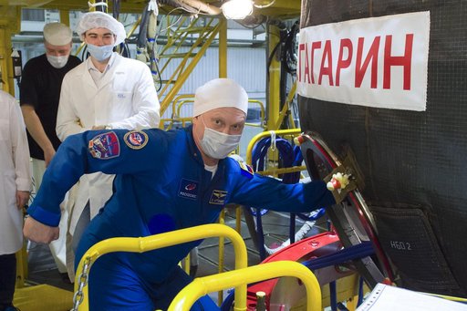 Expedition 65 Preflight