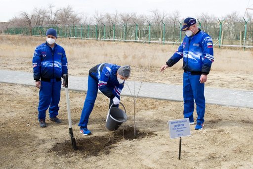 Expedition 65 Preflight