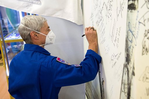 Expedition 65 Preflight