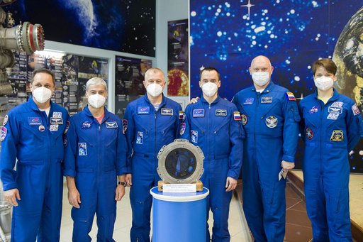 Expedition 65 Preflight