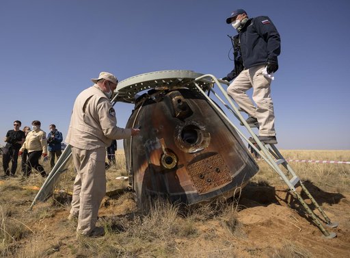 Expedition 64 Soyuz Landing