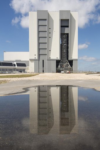 Artemis I First Rollout