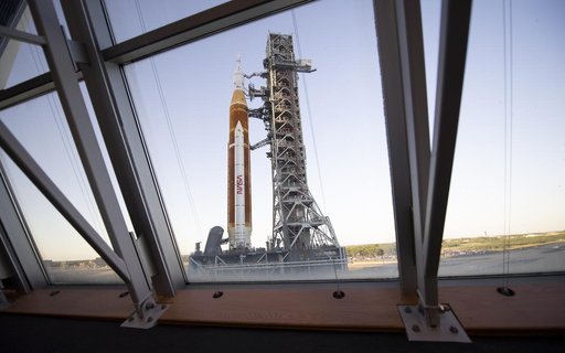 Artemis I First Rollout