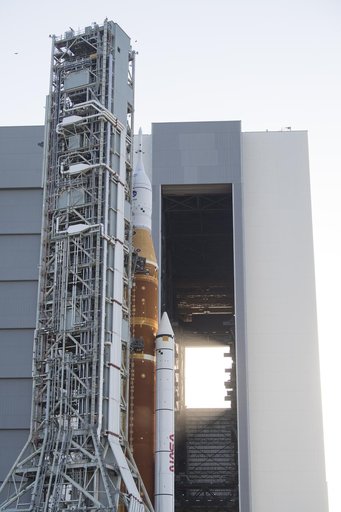 Artemis I First Rollout