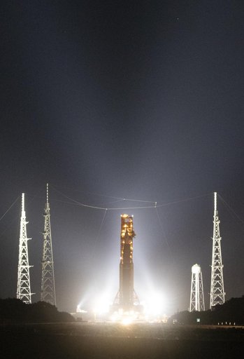 Artemis I SLS Rollback