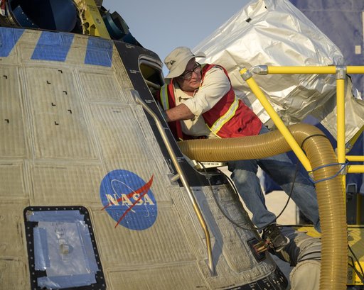 Boeing Orbital Flight Test-2 Landing