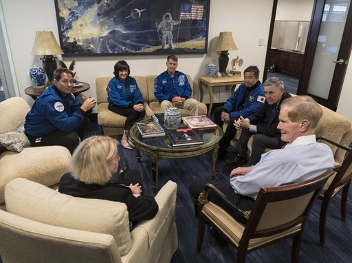 NASA Leadership Meets with NASA’s SpaceX Crew-2 Astronauts