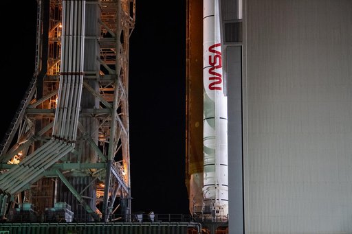 Artemis I Rollout