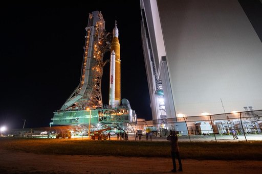 Artemis I Rollout