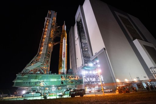 Artemis I Rollout