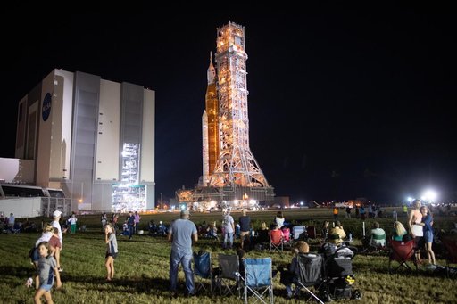 Artemis I Rollout