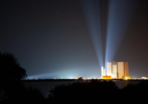 Artemis I Rollout