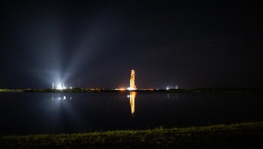 Artemis I Rollout