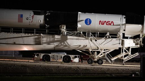 NASA’s SpaceX Crew-5 Falcon 9/Dragon Rollout to Launch Pad 39A
