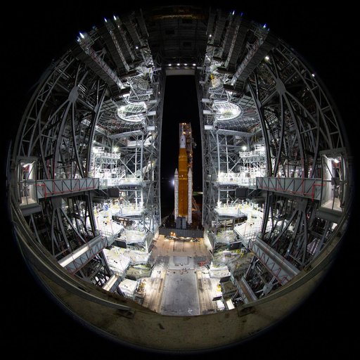 Artemis I Rollout