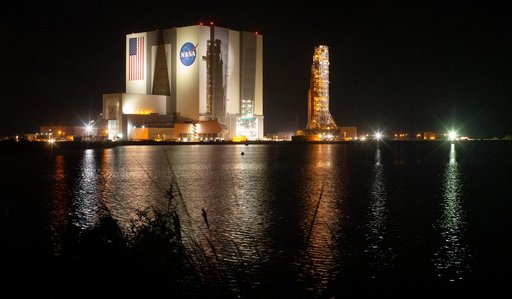 Artemis I Rollout