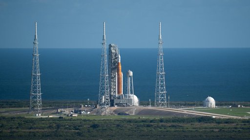 Artemis I Rollout