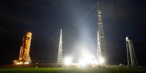 Artemis I Rollout