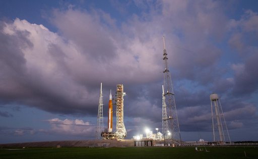 Artemis I Rollout