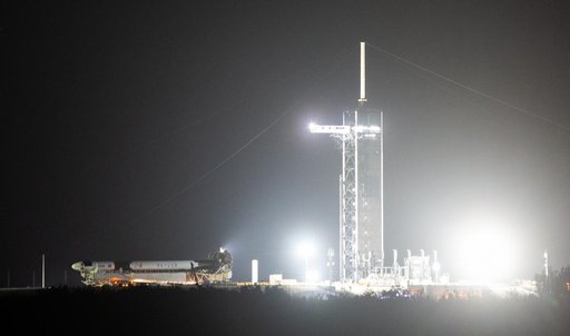 NASA’s SpaceX Crew-6 Falcon 9/Dragon Rollout to Launch Pad 39A