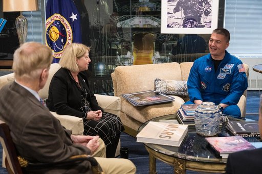 NASA Leadership Meets with NASA’s SpaceX Crew-4 Astronauts