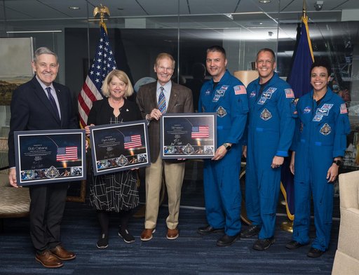 NASA Leadership Meets with NASA’s SpaceX Crew-4 Astronauts