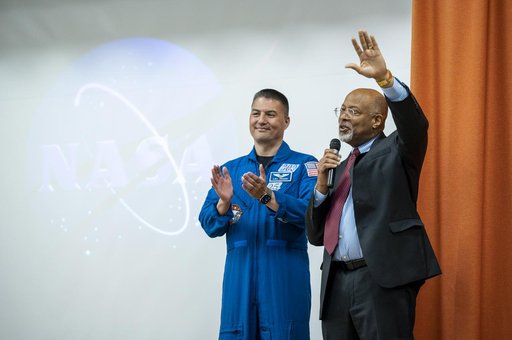 NASA astronaut Kjell Lindgren visits DuVal High School