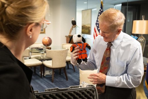 NASA Administrator Meets with Jeannie Schulz