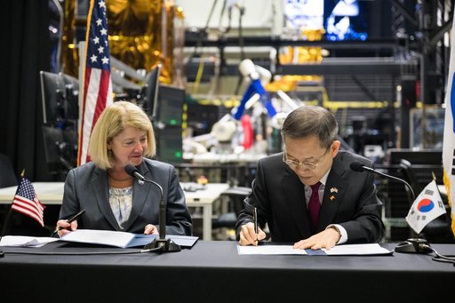 NASA and MSIT Joint Statement Signing