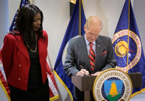 NASA and USDA Sign Memorandum of Understanding