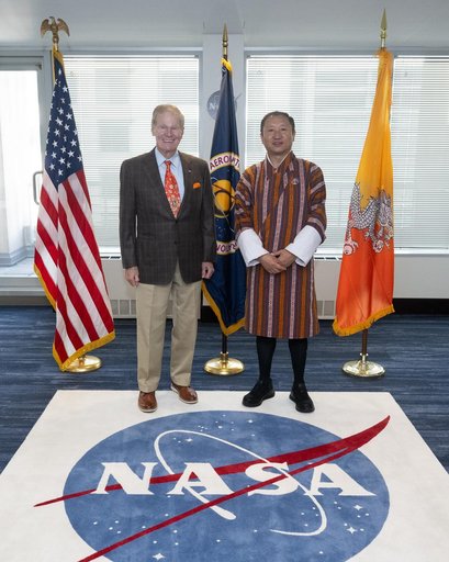 Foreign Minister of Bhutan Visits NASA