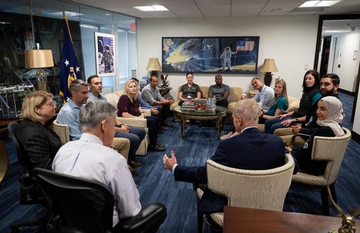2021 Astronaut Candidates with NASA Senior Leadership
