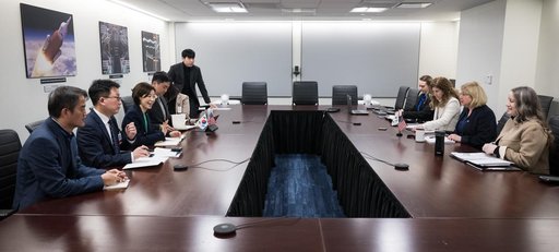 NASA Deputy Admin Meets with Korean Vice Minister for Science an