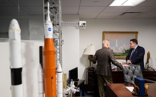NASA Administrator Meets with Bulgarian Minister of Finance