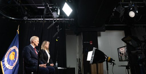 NASA Administrator Speaks with ISS Crew about Science