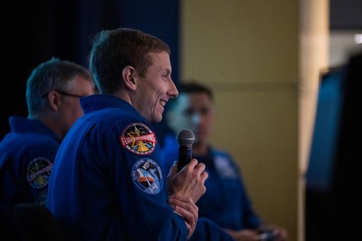 NASA Employee Engagement Event with Crew of Expedition 69