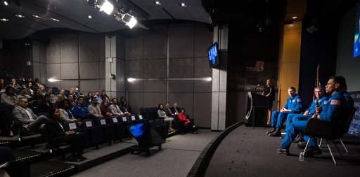 NASA Employee Engagement Event with Crew of Expedition 69