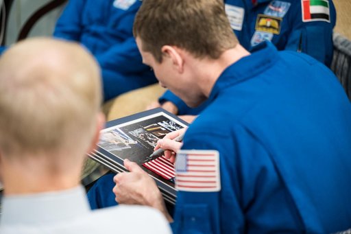 NASA Leadership Meets with Crew of Expedition 69