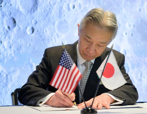 NASA, Japan Sign Agreement for Artemis Pressurized Rover