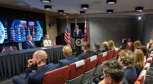 Slovakia Artemis Accords Signing